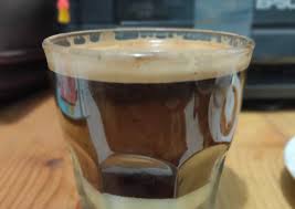 membuat kopi susu tubruk