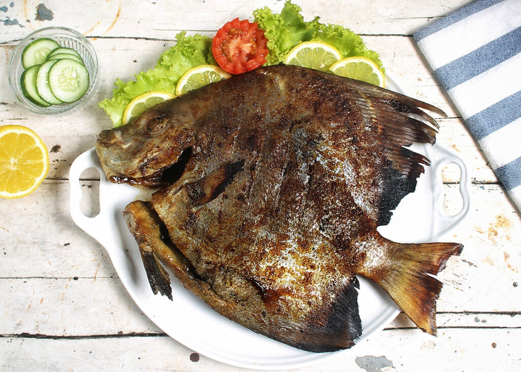 resep-ikan-bawal-bakar-padang