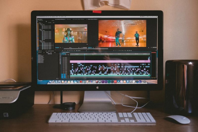 Aplikasi pengedit video online yang direkomendasikan