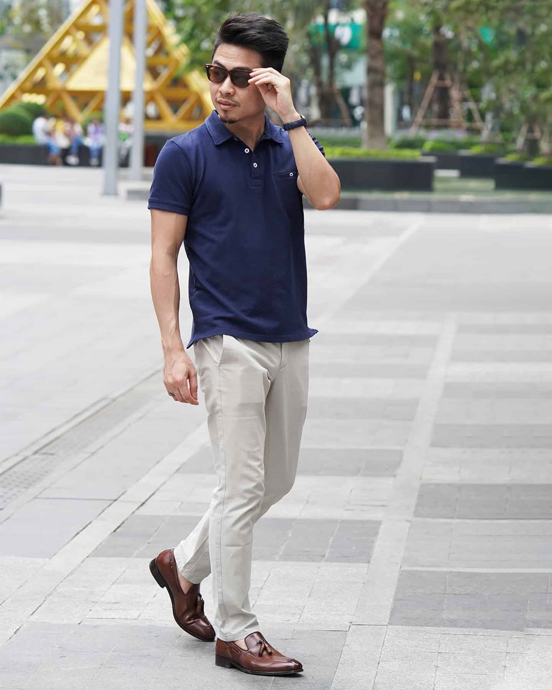 Kancing Klasik pada Polo