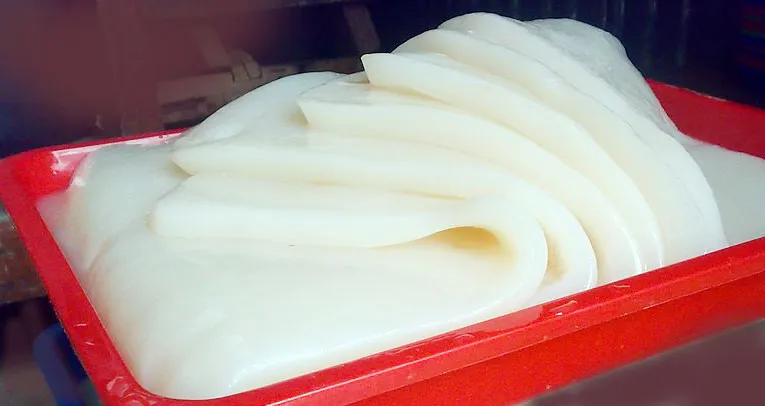Ubah Air Kelapa Jadi Nata de Coco Bernilai Jual