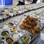 pengiriman makanan tepat waktu sekolah