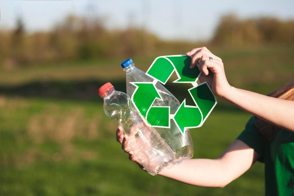 Daur Ulang Botol Plastik