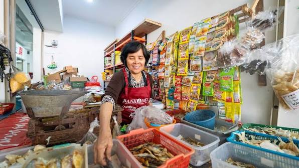 Sistem pencatatan penjualan UMKM untuk mengelola transaksi bisnis